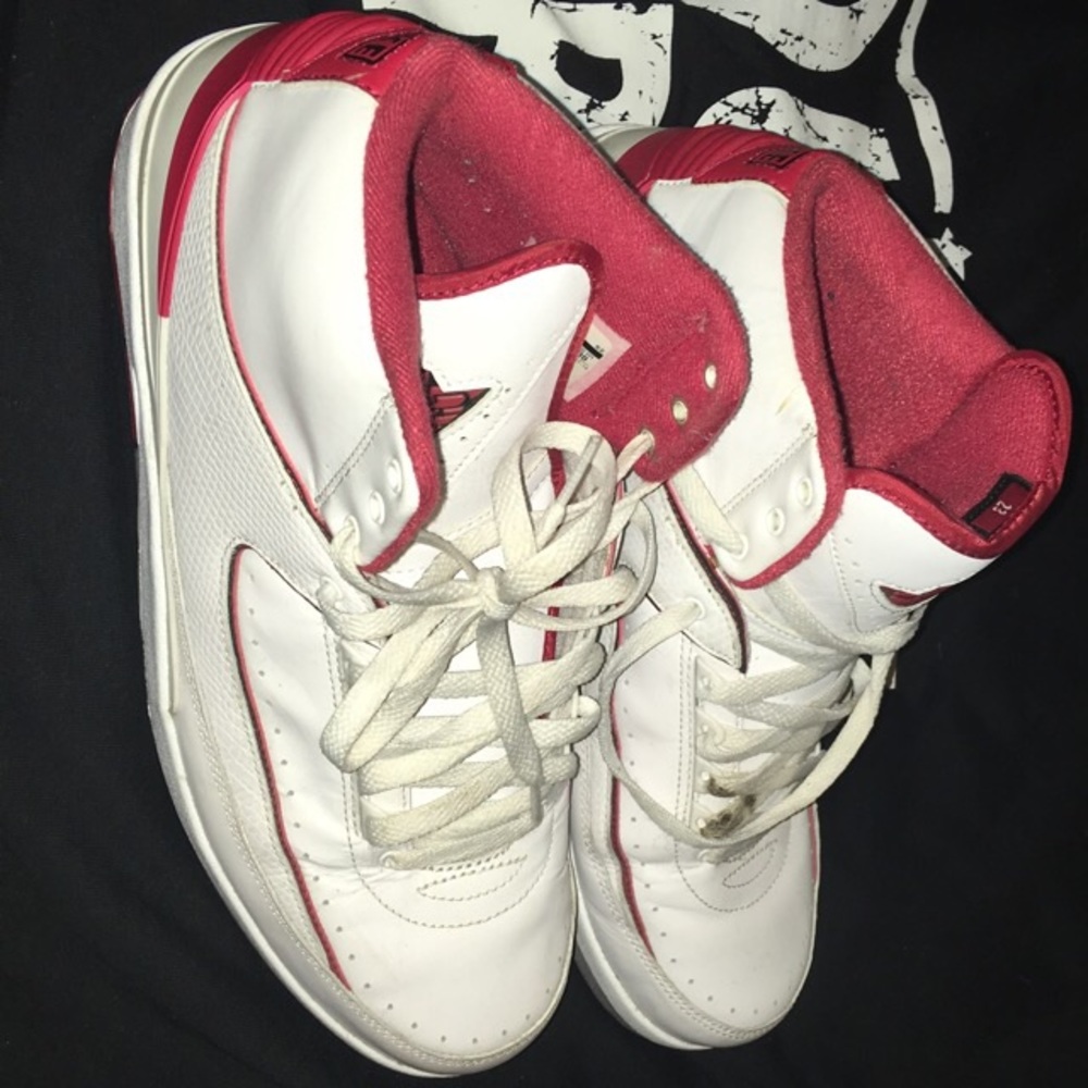 Jordan 2s